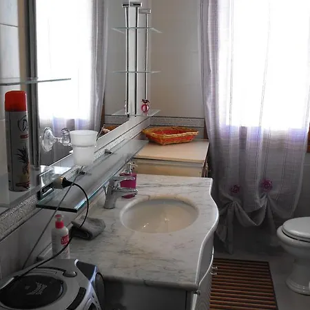 Fiorenza Apartment *